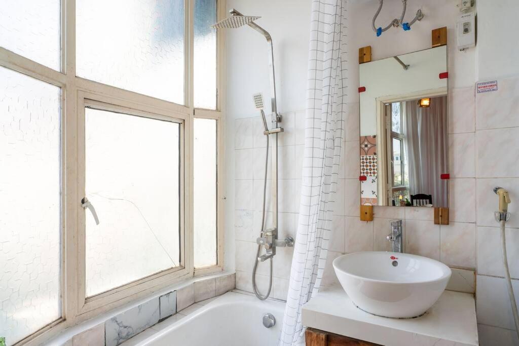 Backpacker Hostel-Beerstreet-Private-Cozy Hanoi Esterno foto